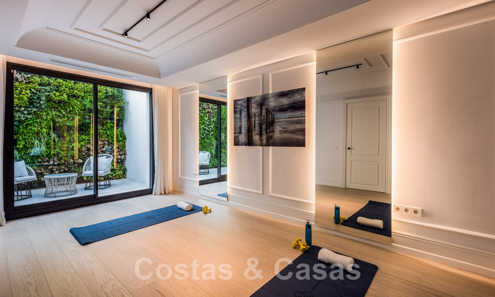 Vente d'une villa de luxe entourée de terrains de golf dans la vallée de Nueva Andalucia, Marbella 48782