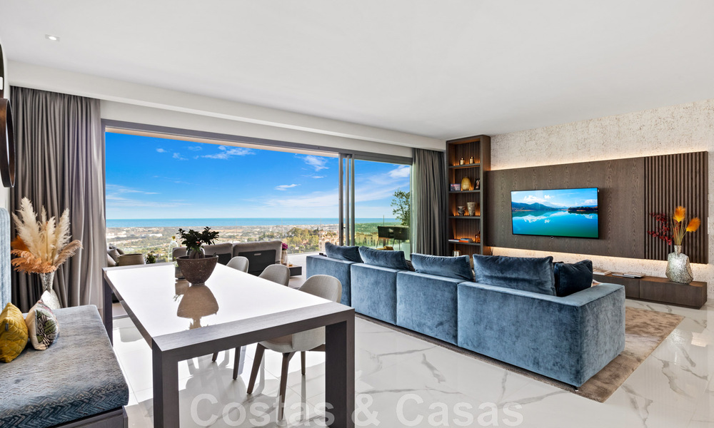 Appartement contemporain de 3 chambres à coucher, prêt à être emménagé, à vendre avec une vue imprenable sur la mer dans les collines de Benahavis - Marbella 46129