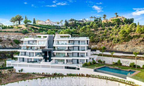 Appartement contemporain de 3 chambres à coucher, prêt à être emménagé, à vendre avec une vue imprenable sur la mer dans les collines de Benahavis - Marbella 46133