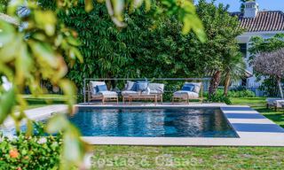 Villa traditionnelle espagnole de luxe à vendre, sur une deuxième ligne de golf dans un quartier résidentiel prestigieux de Nueva Andalucia, Marbella 775941 