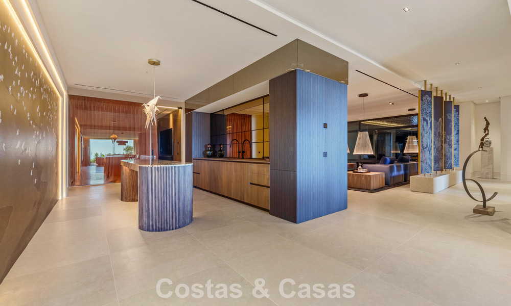 Majestueuse villa contemporaine de construction neuve à vendre avec une vue sublime sur la mer dans les collines de La Quinta à Benahavis - Marbella 786672