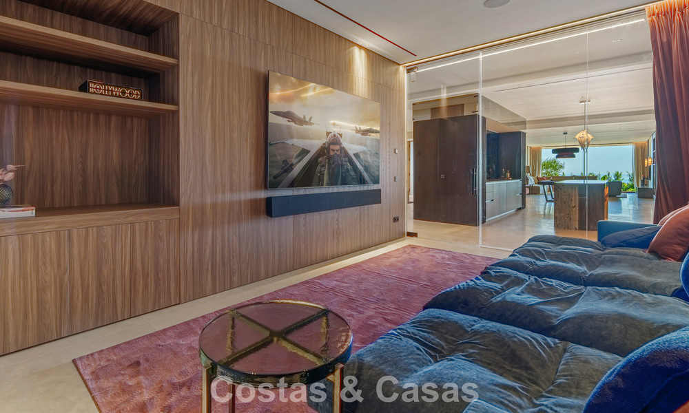 Majestueuse villa contemporaine de construction neuve à vendre avec une vue sublime sur la mer dans les collines de La Quinta à Benahavis - Marbella 786684