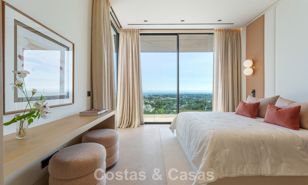 Majestueuse villa contemporaine de construction neuve à vendre avec une vue sublime sur la mer dans les collines de La Quinta à Benahavis - Marbella 786685