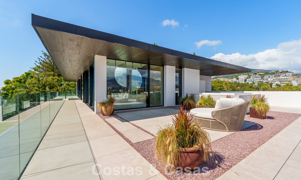 Majestueuse villa contemporaine de construction neuve à vendre avec une vue sublime sur la mer dans les collines de La Quinta à Benahavis - Marbella 786692
