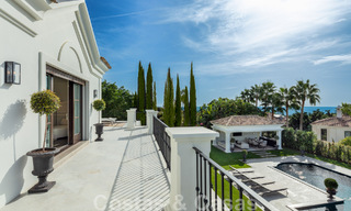 Spectaculaire villa de luxe à vendre, de style architectural méditerranéen, dans le prestigieux quartier de villas Sierra Blanca, sur le Golden Mile de Marbella 46232 