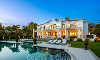 Spectaculaire villa de luxe à vendre, de style architectural méditerranéen, dans le prestigieux quartier de villas Sierra Blanca, sur le Golden Mile de Marbella 46265 