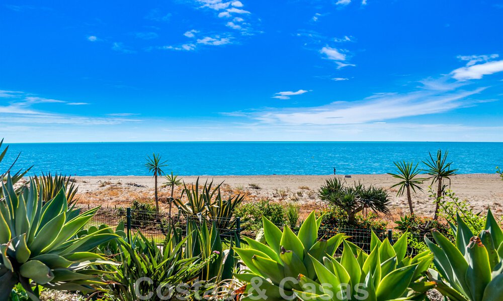 Spacieux appartement rénové à vendre dans un complexe de plage avec vue panoramique sur la mer, sur le nouveau Golden Mile entre Marbella et Estepona 46532