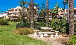 Spacieux appartement rénové à vendre dans un complexe de plage avec vue panoramique sur la mer, sur le nouveau Golden Mile entre Marbella et Estepona 46538 