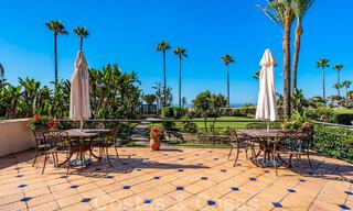 Spacieux appartement rénové à vendre dans un complexe de plage avec vue panoramique sur la mer, sur le nouveau Golden Mile entre Marbella et Estepona 46539 