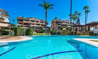 Spacieux appartement rénové à vendre dans un complexe de plage avec vue panoramique sur la mer, sur le nouveau Golden Mile entre Marbella et Estepona 46556 