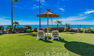 Spacieux appartement rénové à vendre dans un complexe de plage avec vue panoramique sur la mer, sur le nouveau Golden Mile entre Marbella et Estepona 46558 