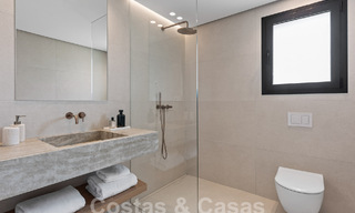 Spacieux appartement rénové à vendre dans un complexe de plage avec vue panoramique sur la mer, sur le nouveau Golden Mile entre Marbella et Estepona 54898 