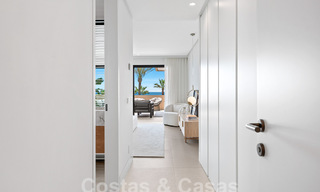 Spacieux appartement rénové à vendre dans un complexe de plage avec vue panoramique sur la mer, sur le nouveau Golden Mile entre Marbella et Estepona 54906 