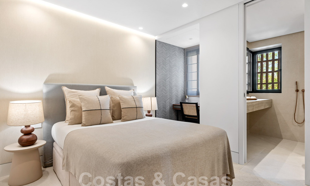Spacieux appartement rénové à vendre dans un complexe de plage avec vue panoramique sur la mer, sur le nouveau Golden Mile entre Marbella et Estepona 54911