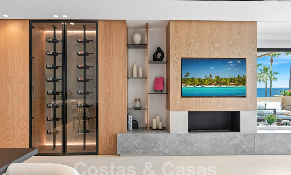 Spacieux appartement rénové à vendre dans un complexe de plage avec vue panoramique sur la mer, sur le nouveau Golden Mile entre Marbella et Estepona 54924