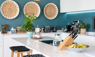 Vente d'une villa prête à emménager à l'architecture contemporaine dans une communauté de villas sécurisée à la frontière de Mijas et de Marbella 46370 