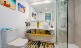 Vente d'une villa prête à emménager à l'architecture contemporaine dans une communauté de villas sécurisée à la frontière de Mijas et de Marbella 46389 