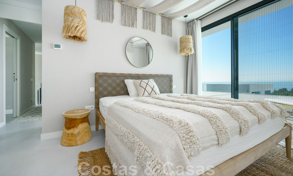 Vente d'une villa prête à emménager à l'architecture contemporaine dans une communauté de villas sécurisée à la frontière de Mijas et de Marbella 46393