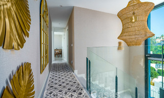 Vente d'une villa prête à emménager à l'architecture contemporaine dans une communauté de villas sécurisée à la frontière de Mijas et de Marbella 46412 