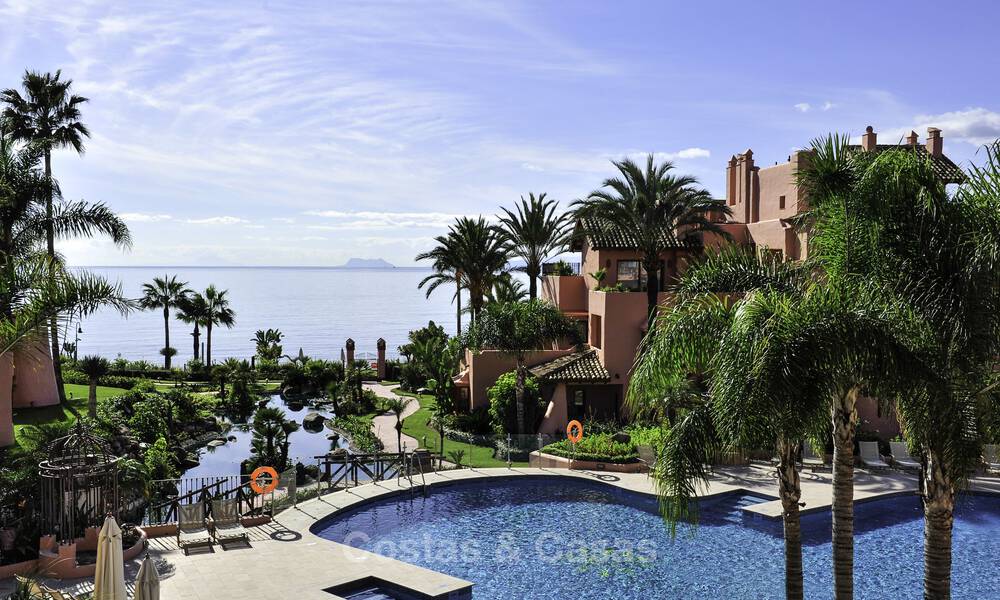 Cabo Bermejo : un complexe résidentiel cinq étoiles situé en première ligne de plage, avec des appartements spacieux et des vues imprenables entre Marbella et Estepona 46289