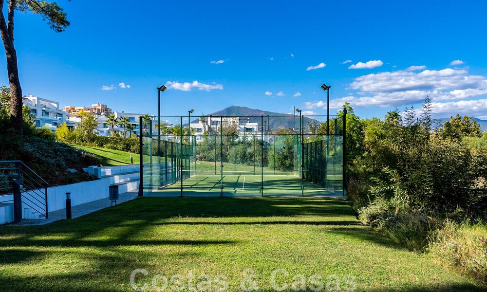 Penthouse contemporain de luxe prêt à être emménagé, avec 3 chambres à coucher, à vendre dans un complexe résidentiel sécurisé à Marbella - Benahavis 46472