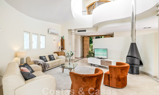 Spacieuse villa de style architectural méditerranéen authentique à vendre avec vue sur la mer dans un complexe de golf cinq étoiles à Benahavis - Marbella 46649 
