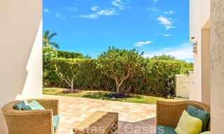 Spacieuse villa de style architectural méditerranéen authentique à vendre avec vue sur la mer dans un complexe de golf cinq étoiles à Benahavis - Marbella 46656 