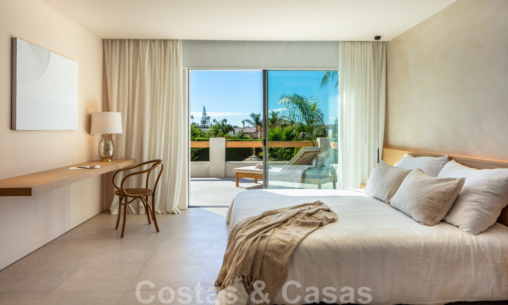 Villa design de luxe prête à être emménagée, à vendre à distance de marche des commodités dans la vallée du golf de Nueva Andalucia, Marbella 46685