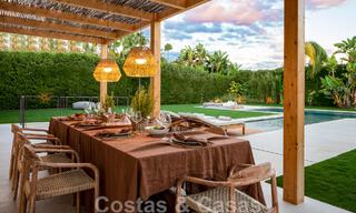 Villa design de luxe prête à être emménagée, à vendre à distance de marche des commodités dans la vallée du golf de Nueva Andalucia, Marbella 46700 