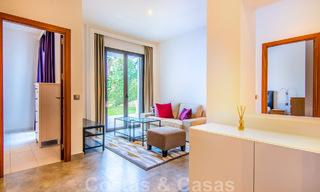Villa individuelle à vendre en position élevée, avec vue panoramique sur la montagne et la mer, dans une urbanisation exclusive de Marbella Est 46994 