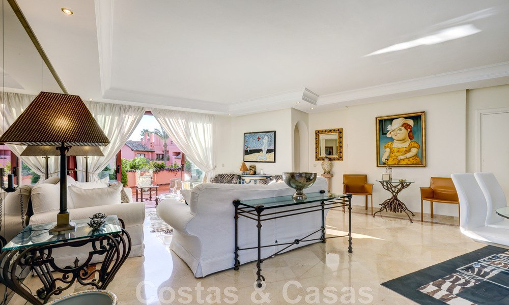 Penthouse de luxe à vendre dans un complexe résidentiel cinq étoiles en front de mer avec vue imprenable sur la mer, sur le nouveau Golden Mile entre Marbella et Estepona 46605