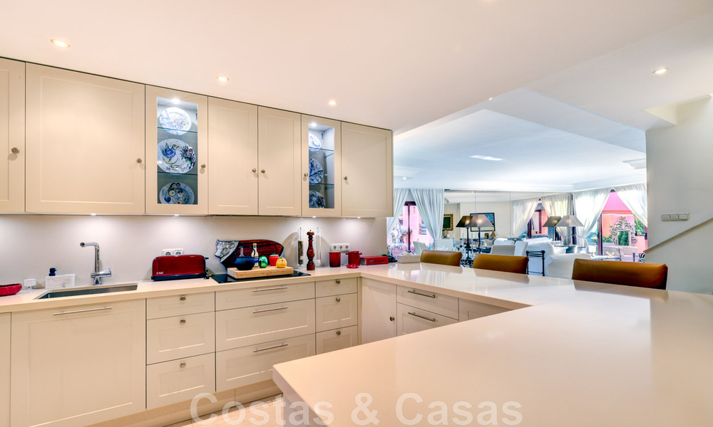 Penthouse de luxe à vendre dans un complexe résidentiel cinq étoiles en front de mer avec vue imprenable sur la mer, sur le nouveau Golden Mile entre Marbella et Estepona 46616