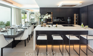 Penthouse contemporain rénové à vendre avec vue sur la mer à Puente Romano, au cœur de la Golden Mile, Marbella 46872 