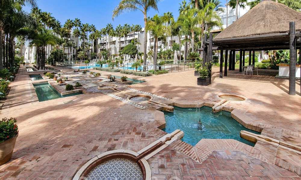 Penthouse contemporain rénové à vendre avec vue sur la mer à Puente Romano, au cœur de la Golden Mile, Marbella 46877