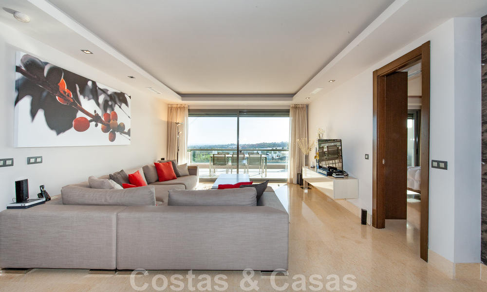 Appartement de luxe très spacieux, lumineux et moderne de 3 chambres à coucher à vendre avec vue imprenable sur la mer à Marbella - Benahavis 46831