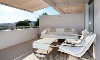 Appartement de luxe très spacieux, lumineux et moderne de 3 chambres à coucher à vendre avec vue imprenable sur la mer à Marbella - Benahavis 46841 