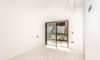 Belle villa de plain-pied à vendre, à distance de marche de la plage d'Elviria, à l'est du centre de Marbella 46896 