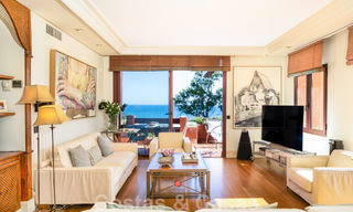 Penthouse à vendre dans une urbanisation en première ligne de plage avec vue sur la mer à l'est de Marbella 46921 