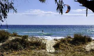 Penthouse à vendre dans une urbanisation en première ligne de plage avec vue sur la mer à l'est de Marbella 46938 