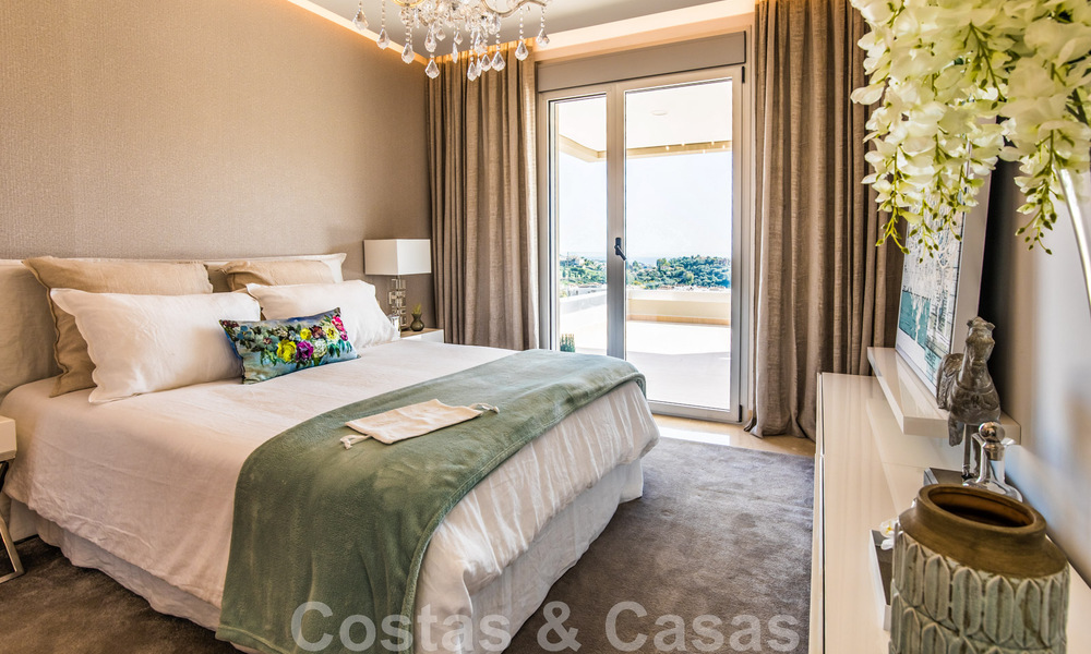 Appartement de rez-de-chaussée surélevé, prêt à être emménagé, à vendre avec vue panoramique sur la vallée et la mer dans un quartier exclusif de Benahavis - Marbella 47024