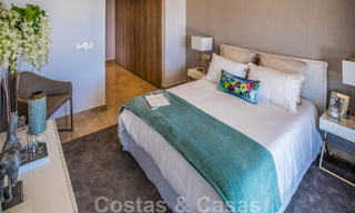 Appartement de rez-de-chaussée surélevé, prêt à être emménagé, à vendre avec vue panoramique sur la vallée et la mer dans un quartier exclusif de Benahavis - Marbella 47025 