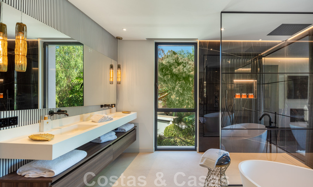 Spacieuse et sophistiquée villa design à vendre, en première ligne de Las Brisas Golf, au cœur de Nueva Andalucia, Marbella 47266