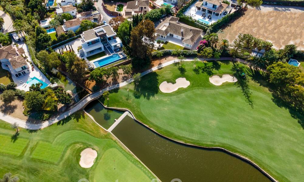 Spacieuse et sophistiquée villa design à vendre, en première ligne de Las Brisas Golf, au cœur de Nueva Andalucia, Marbella 47275