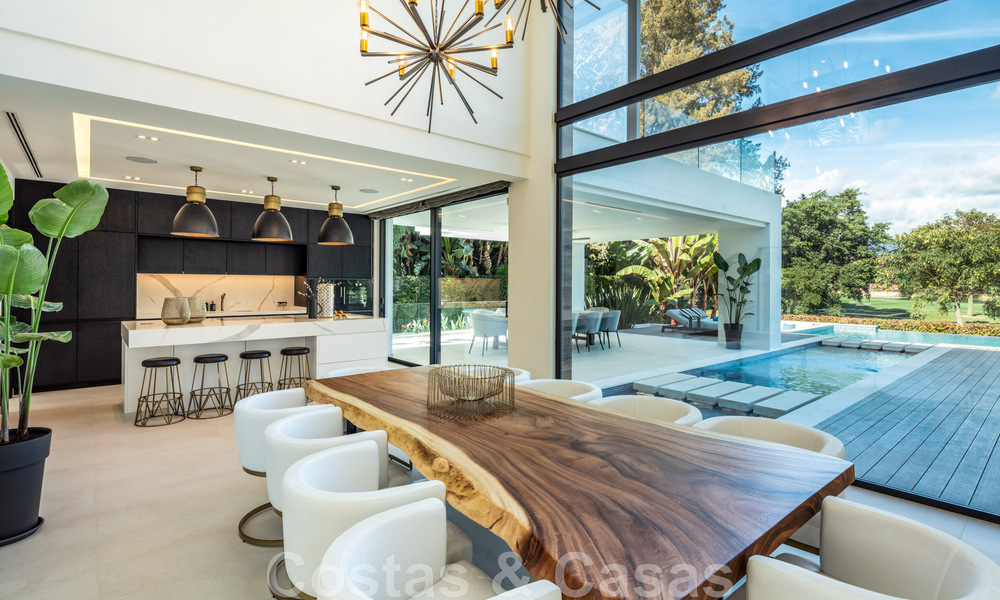 Spacieuse et sophistiquée villa design à vendre, en première ligne de Las Brisas Golf, au cœur de Nueva Andalucia, Marbella 47279