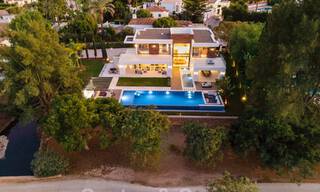 Spacieuse et sophistiquée villa design à vendre, en première ligne de Las Brisas Golf, au cœur de Nueva Andalucia, Marbella 47300 