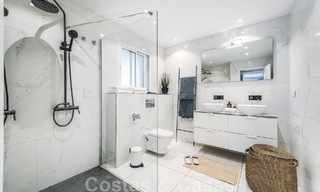 CharmChrmante villa de luxe contemporaine rénovée à vendre à distance de marche de toutes les commodités à Nueva Andalucia - Marbella 47111 