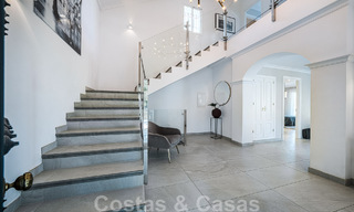 CharmChrmante villa de luxe contemporaine rénovée à vendre à distance de marche de toutes les commodités à Nueva Andalucia - Marbella 47112 