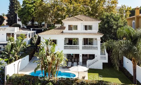 CharmChrmante villa de luxe contemporaine rénovée à vendre à distance de marche de toutes les commodités à Nueva Andalucia - Marbella 47114