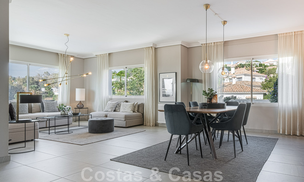 CharmChrmante villa de luxe contemporaine rénovée à vendre à distance de marche de toutes les commodités à Nueva Andalucia - Marbella 47116