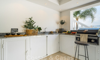CharmChrmante villa de luxe contemporaine rénovée à vendre à distance de marche de toutes les commodités à Nueva Andalucia - Marbella 47124 